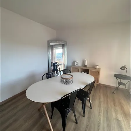 Apartment Chez Chloe *