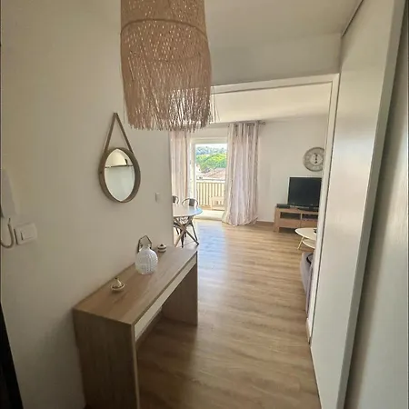 Apartment Chez Chloe Hyeres